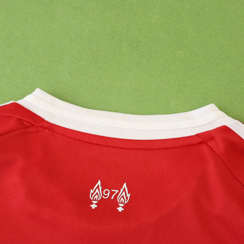 Kids Liverpool Home Kit 2025/26